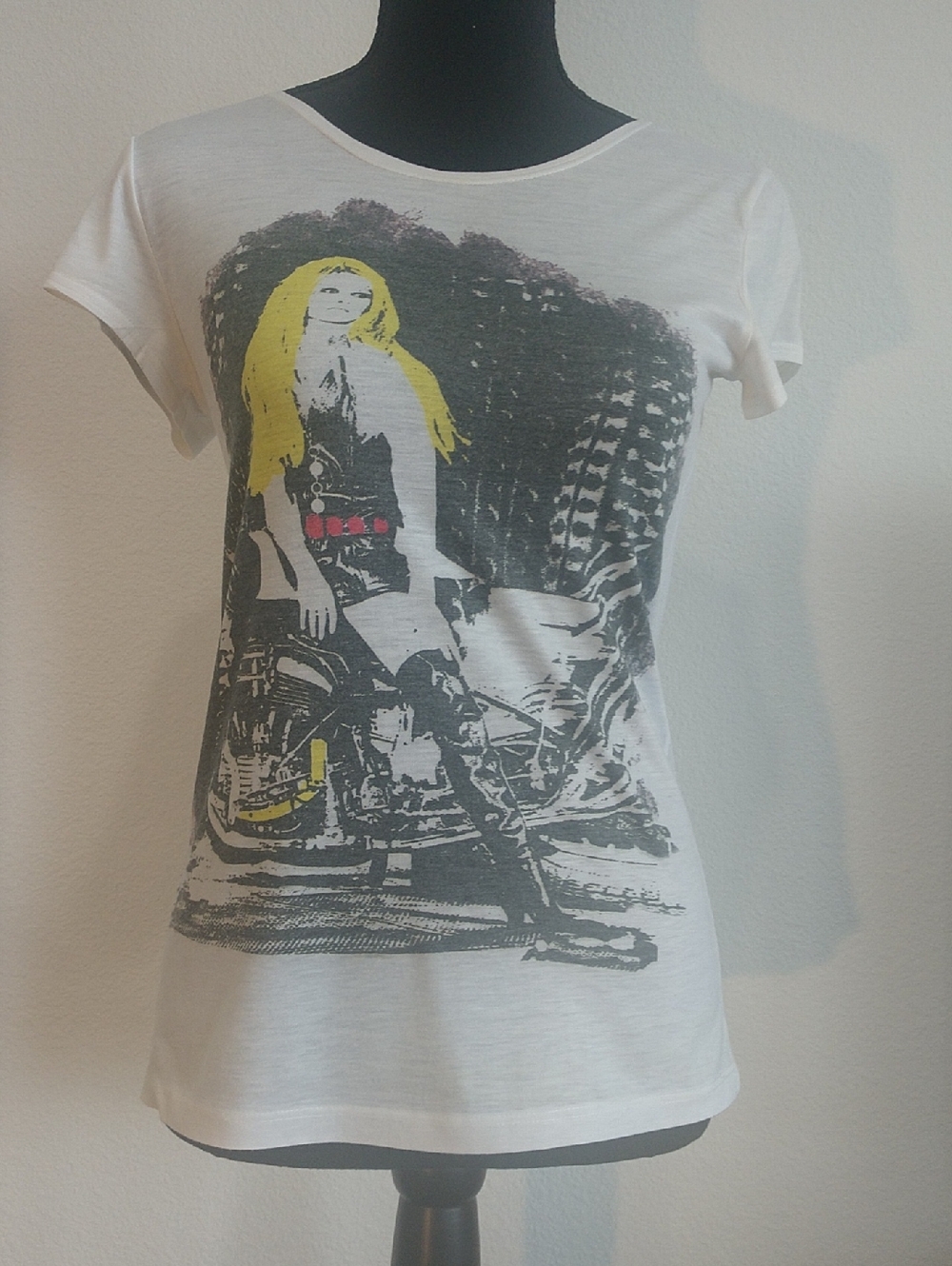 White Short-Sleeve Graphic Tee with Yellow Detail